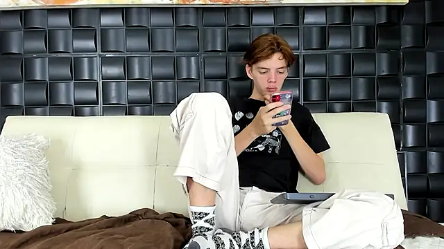 Snapshot of daniel_hot03 chatting on March 19, 9:37 pm daniel hot03 online show from March 19, 9:37 pm