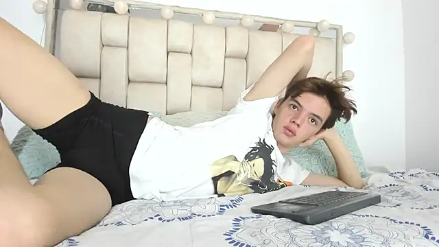 Snapshot of daniel_hot03 chatting on October 9, 1:31 pm daniel hot03 online show from October 9, 1:31 pm