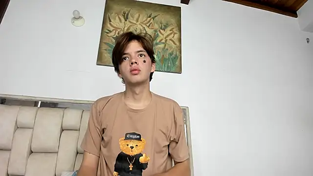 Snapshot of daniel_hot03 chatting on July 24, 1:42 pm daniel hot03 online show from July 24, 1:42 pm
