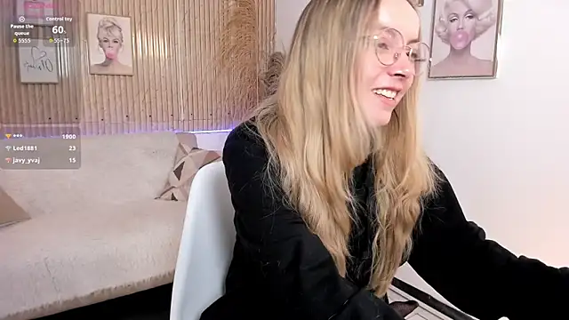 Snapshot of ana_ev chatting on June 11, 5:00 pm ana ev online show from June 11, 5:00 pm