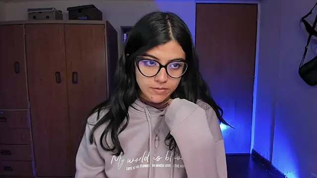 valerie  skyy online show from January 24, 1:24 am