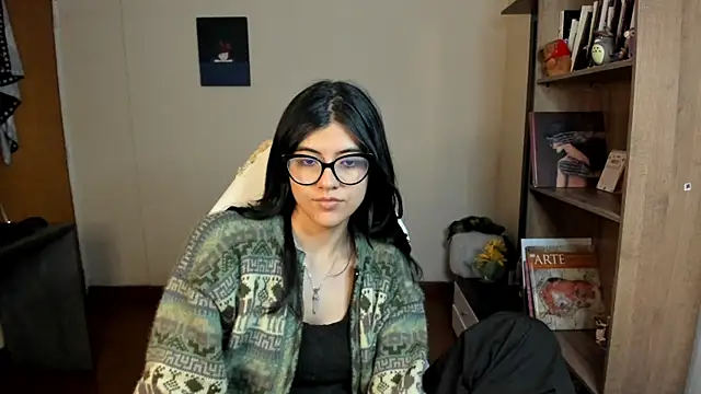 valerie  skyy online show from March 4, 2:17 am