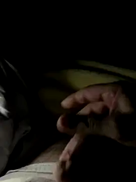 Snapshot of bertram59 chatting on November 11, 5:07 am bertram59 online show from November 11, 5:07 am