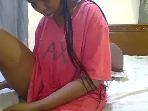 Snapshot of sexy__candyy chatting on February 17, 2:20 am sexy candyy online show from February 17, 2:20 am