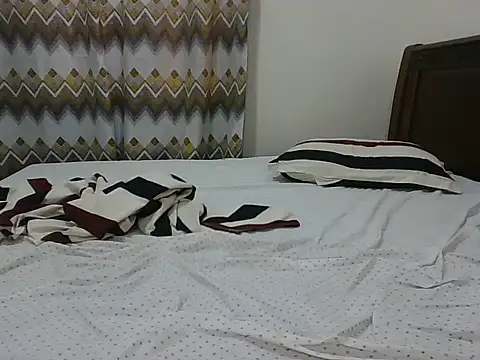 Snapshot of sexy__candyy chatting on July 17, 4:19 am sexy candyy online show from July 17, 4:19 am