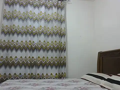 Snapshot of sexy__candyy chatting on July 20, 3:47 pm sexy candyy online show from July 20, 3:47 pm
