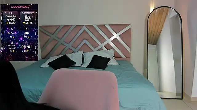 pamela anderson  online show from January 15, 3:43 am