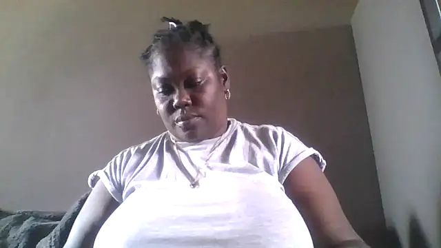 Snapshot of XgeileKutje chatting on May 5, 3:09 pm XgeileKutje online show from May 5, 3:09 pm