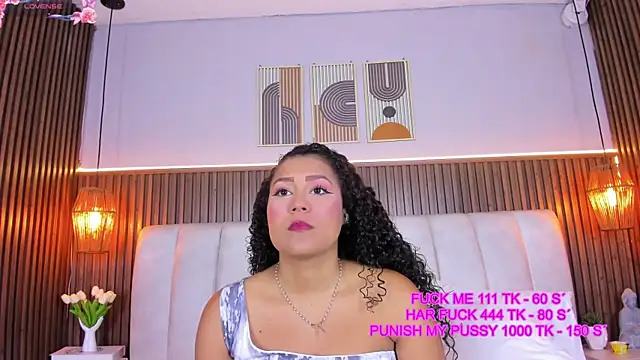 Snapshot of Ashleyy23x chatting on May 12, 7:22 pm Ashleyy23x online show from May 12, 7:22 pm