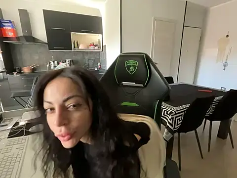 Chloe Ricci online show from November 11, 9:42 am