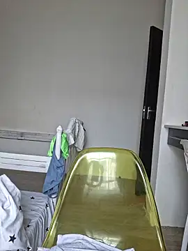 Kamdollie online show from December 23, 7:28 am