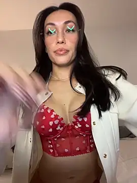 Snapshot of MichelleFerry_ chatting on December 20, 5:47 am MichelleFerry online show from December 20, 5:47 am