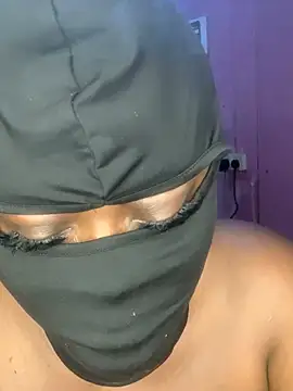 sweet1111 online show from December 12, 6:21 pm