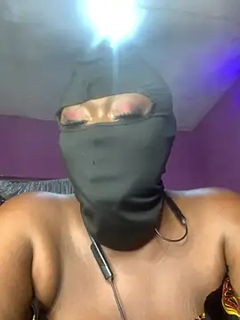 sweet1111 online show from December 28, 1:50 am