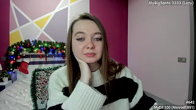 Snapshot of LizaGost chatting on December 14, 3:47 pm LizaGost online show from December 14, 3:47 pm