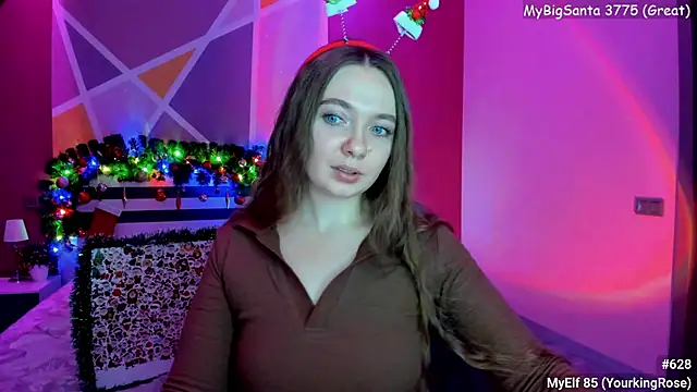 Snapshot of LizaGost chatting on December 20, 3:53 pm LizaGost online show from December 20, 3:53 pm