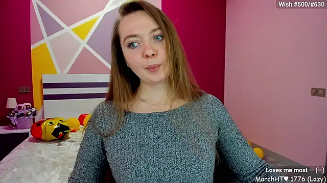 Snapshot of LizaGost chatting on March 13, 12:35 pm LizaGost online show from March 13, 12:35 pm