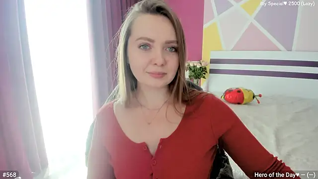 Snapshot of LizaGost chatting on September 13, 11:43 am LizaGost online show from September 13, 11:43 am