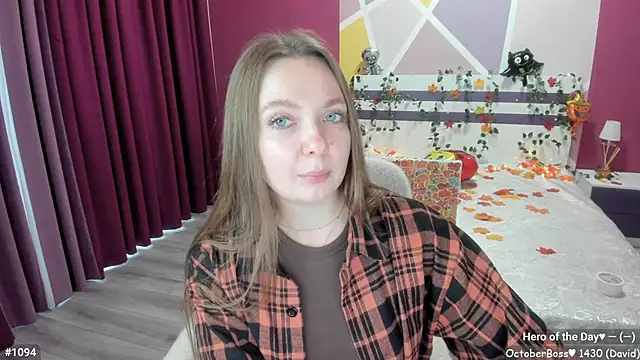 Snapshot of LizaGost chatting on October 11, 11:53 am LizaGost online show from October 11, 11:53 am