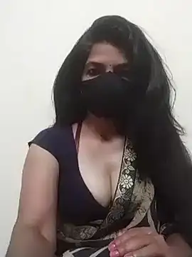 Snapshot of Shuttii_25 chatting on February 6, 6:24 pm Shuttii 25 online show from February 6, 6:24 pm