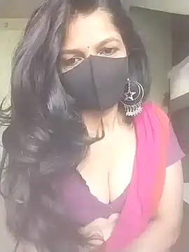 Snapshot of Shuttii_25 chatting on February 12, 4:18 am Shuttii 25 online show from February 12, 4:18 am