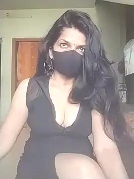 Snapshot of Shuttii_25 chatting on February 19, 5:58 am Shuttii 25 online show from February 19, 5:58 am