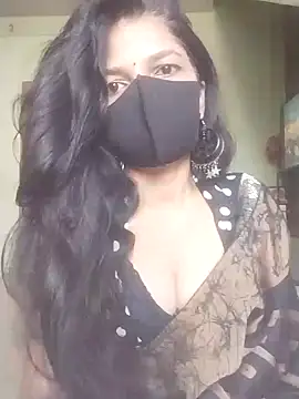 Snapshot of Shuttii_25 chatting on February 26, 5:17 am Shuttii 25 online show from February 26, 5:17 am