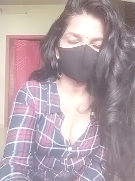 Snapshot of Shuttii_25 chatting on February 28, 4:02 am Shuttii 25 online show from February 28, 4:02 am