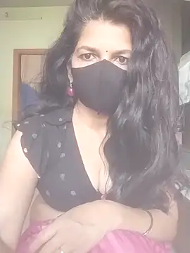 Snapshot of Shuttii_25 chatting on March 2, 5:08 am Shuttii 25 online show from March 2, 5:08 am