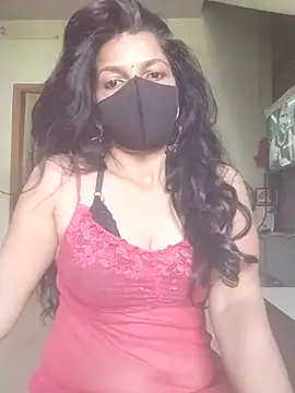 Snapshot of Shuttii_25 chatting on March 12, 4:51 am Shuttii 25 online show from March 12, 4:51 am