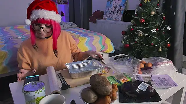 Snapshot of Yumi_Youkai chatting on December 31, 2:36 pm Yumi Youkai online show from December 31, 2:36 pm