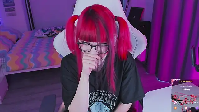 Snapshot of Yumi_Youkai chatting on October 9, 10:46 am Yumi Youkai online show from October 9, 10:46 am