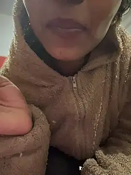 Snapshot of PARI_Hun chatting on January 4, 8:59 pm PARI Hun online show from January 4, 8:59 pm