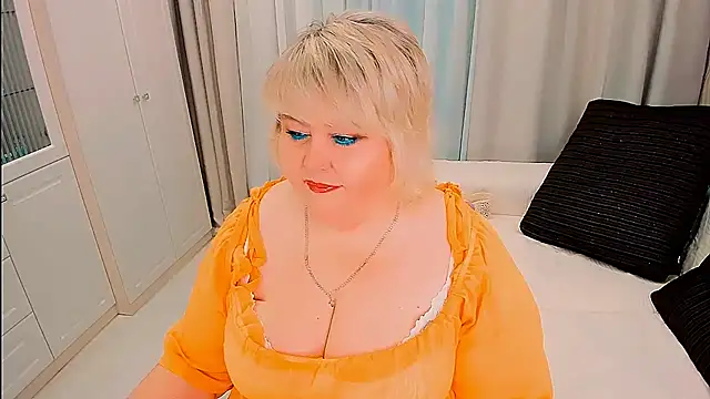 BIGTITSBBW online show from April 22, 5:36 pm