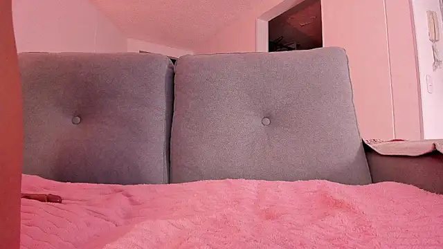 Snapshot of DAHLIA_BROWNIE chatting on December 10, 3:52 am DAHLIA BROWNIE online show from December 10, 3:52 am