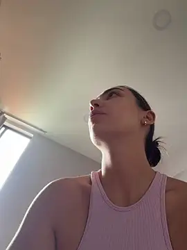 AnnaCastillo  online show from July 4, 3:40 pm