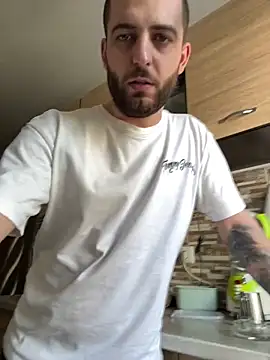 ElChapoGuzman95 online show from February 19, 10:01 am