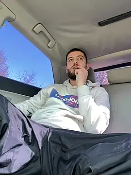 ElChapoGuzman95 online show from March 21, 1:23 pm