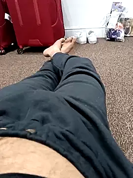 Snapshot of addu24 chatting on February 23, 10:09 pm addu24 online show from February 23, 10:09 pm