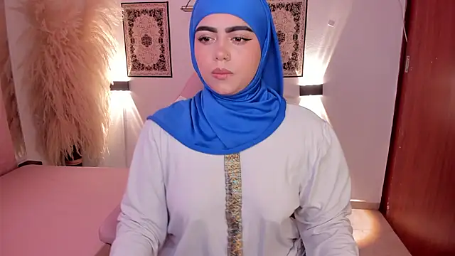 Snapshot of shayla_18 chatting on December 23, 5:54 pm shayla 18 online show from December 23, 5:54 pm