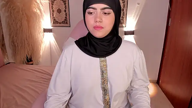 Snapshot of shayla_18 chatting on January 25, 11:00 pm shayla 18 online show from January 25, 11:00 pm