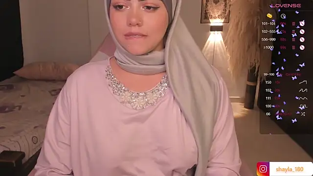 Snapshot of shayla_18 chatting on February 28, 11:56 pm shayla 18 online show from February 28, 11:56 pm