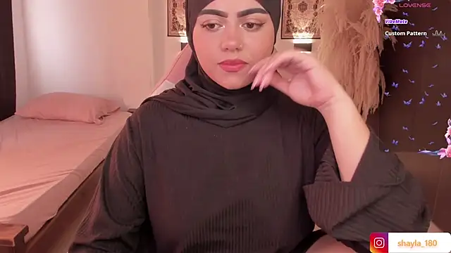 Snapshot of shayla_18 chatting on March 11, 9:04 pm shayla 18 online show from March 11, 9:04 pm