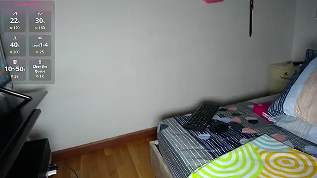 tiffany  pink online show from December 18, 8:59 pm