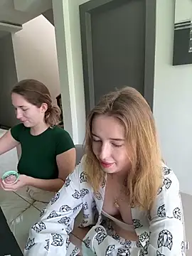 Nura n Sarah online show from March 20, 5:13 am