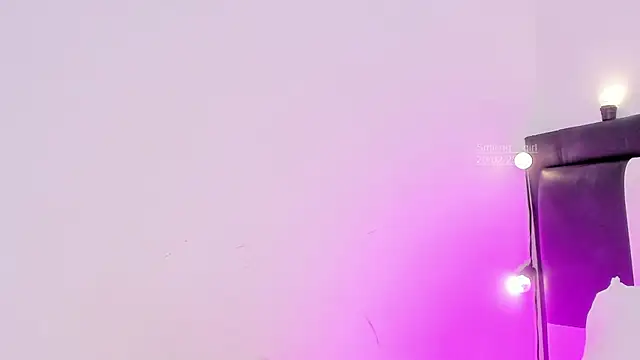 smiling  girl2 online show from February 20, 10:04 pm