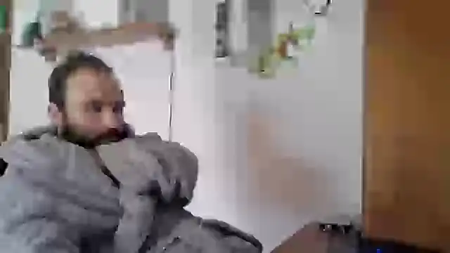 Snapshot of joaodias_97 chatting on March 3, 2:04 pm joaodias 97 online show from March 3, 2:04 pm