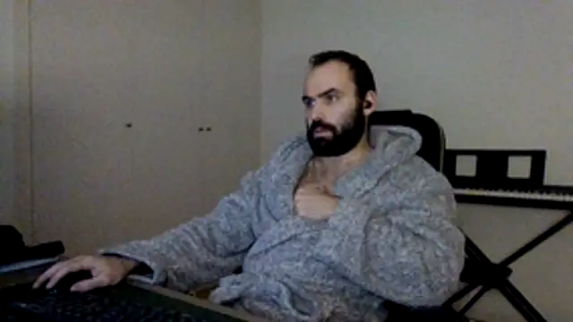 Snapshot of joaodias_97 chatting on December 17, 10:05 pm joaodias 97 online show from December 17, 10:05 pm