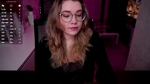 RemyCute online show from December 20, 5:20 pm