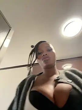 Snapshot of Neelo-Smith chatting on May 9, 5:34 am Neelo-Smith online show from May 9, 5:34 am